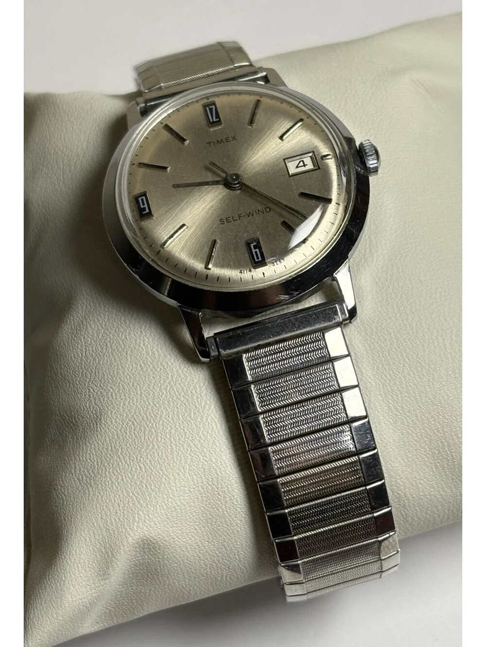 Vintage Timex Viscount Self-Wind Watch 1960-70’s Men 34mm With Date